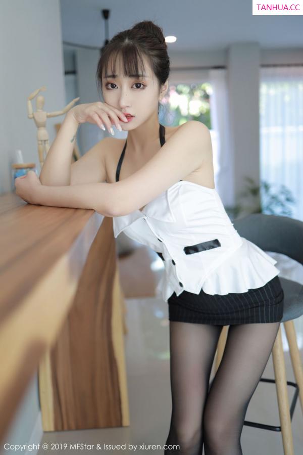 林子欣  [MFStar]高清写真图 2019.12.05 VOL.238 Betty林子欣第28张图片